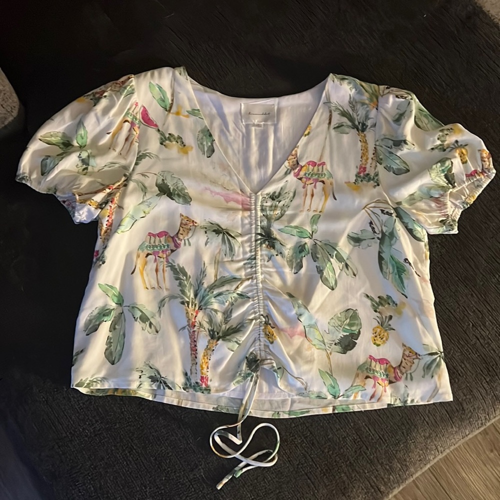 Never Worn Line and Dot Top